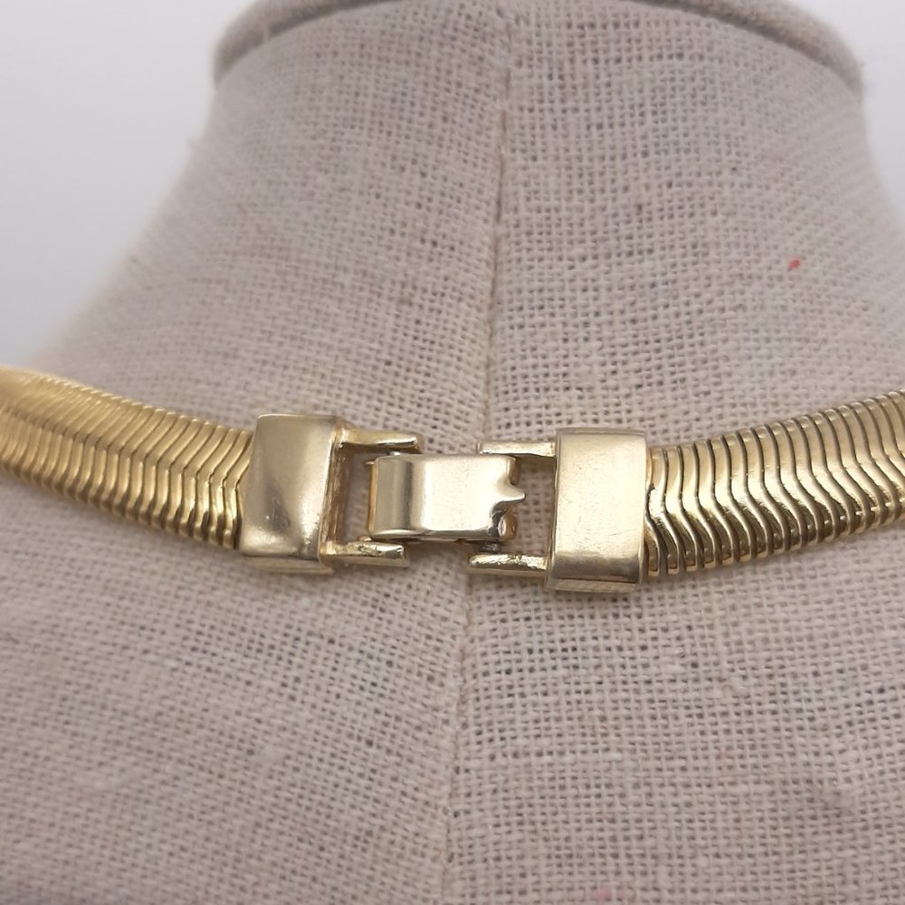 VTG Gold Tone Herringbone Chain Necklace 18.5" - Picture 3 of 4